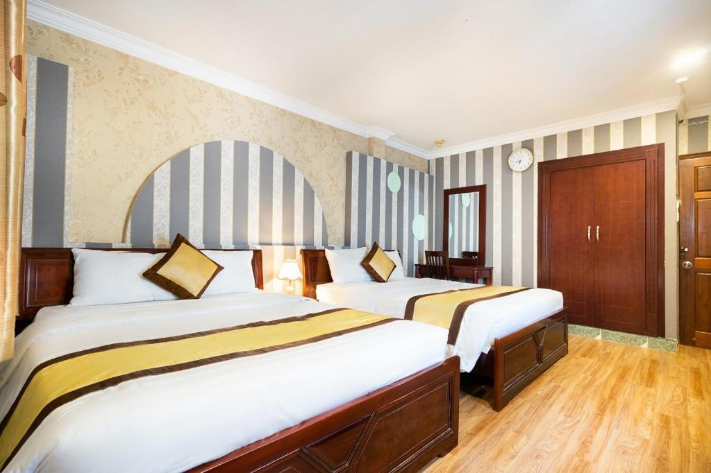 Cosmo Central Hotel Ho Chi Minh Екстер'єр фото