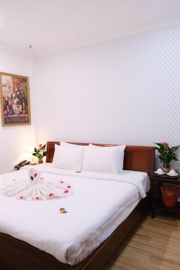 Cosmo Central Hotel Ho Chi Minh Екстер'єр фото