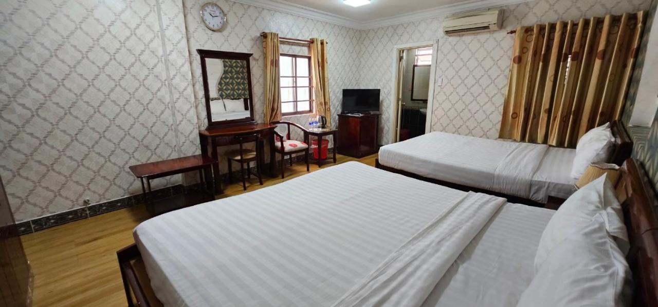 Cosmo Central Hotel Ho Chi Minh Екстер'єр фото