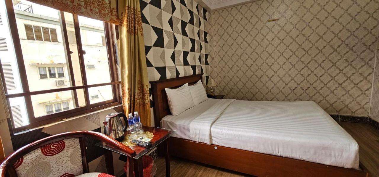Cosmo Central Hotel Ho Chi Minh Екстер'єр фото