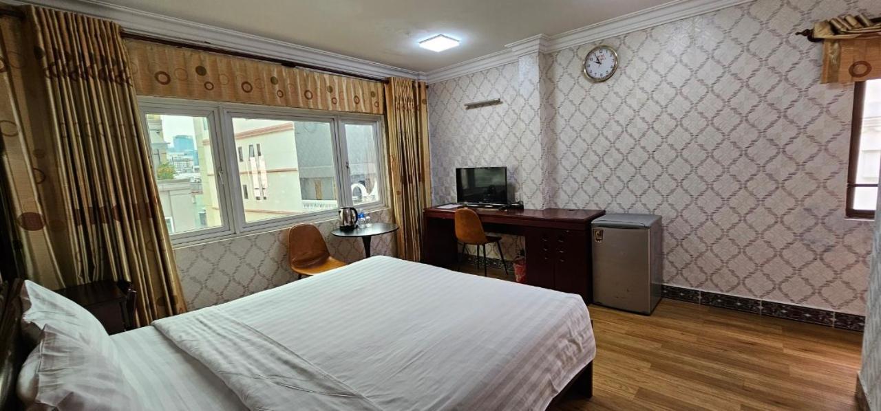 Cosmo Central Hotel Ho Chi Minh Екстер'єр фото